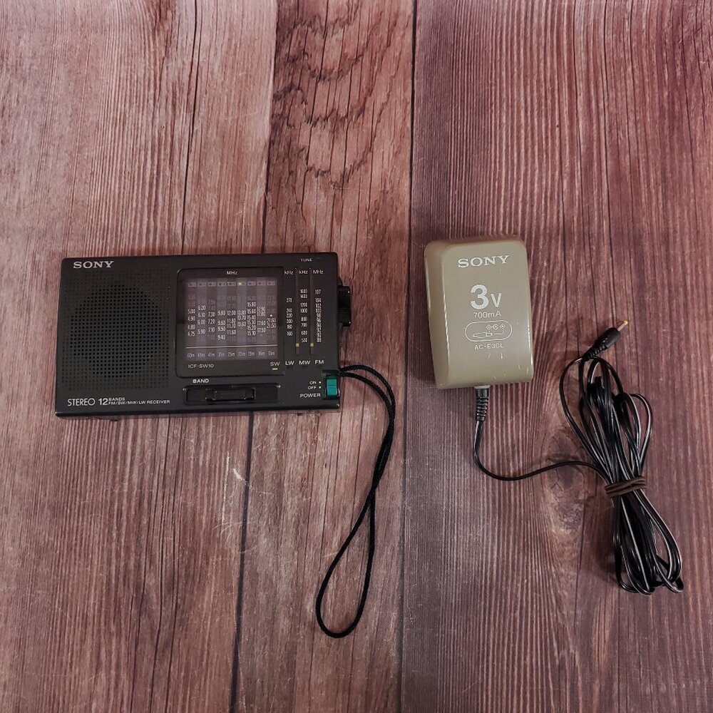 *FLAWS* Sony 12 Band Worldwide Portable Receiver LW/MW/FM/SW ICF-SW10 Works